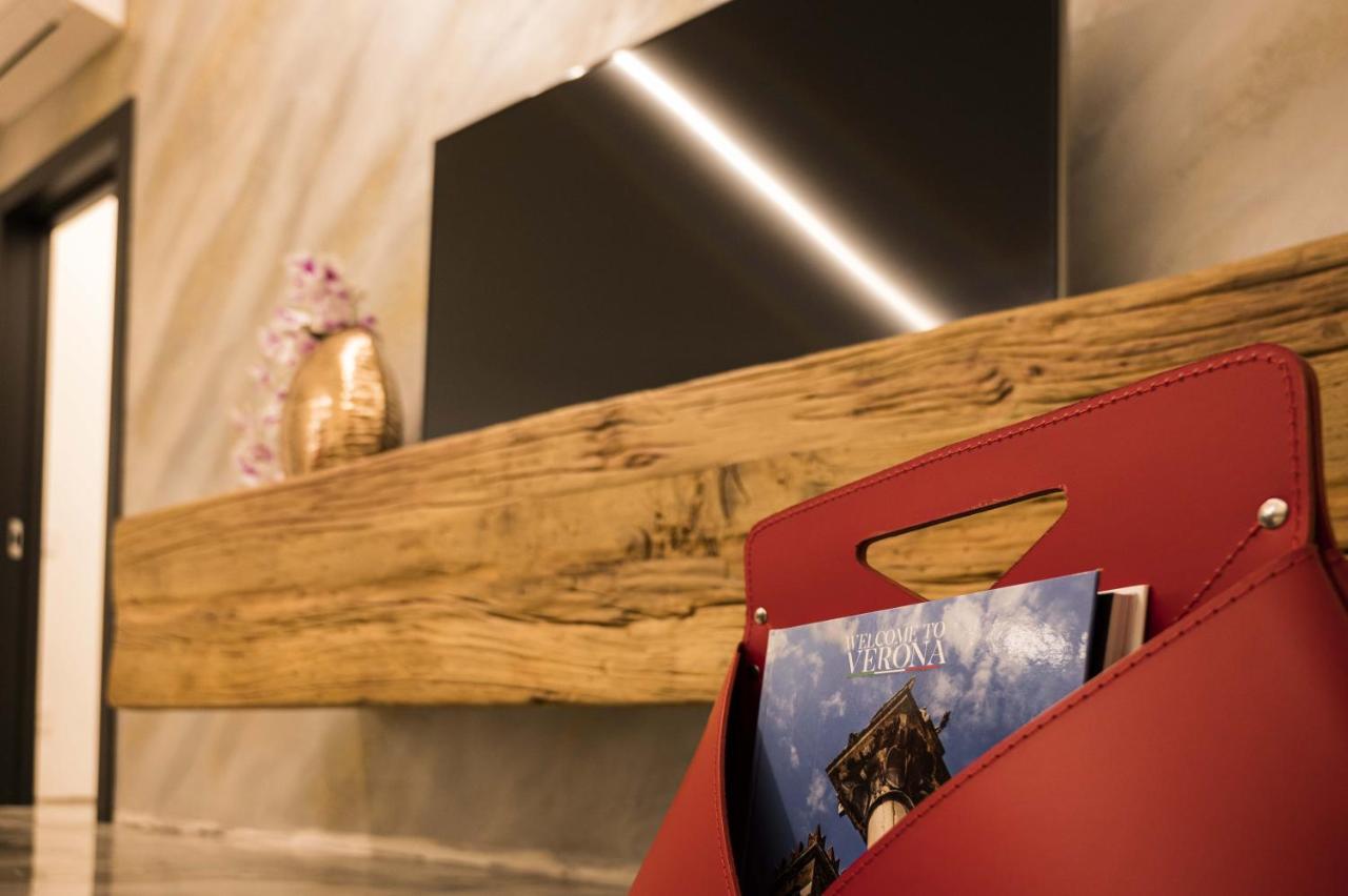Vipverona Luxury Apartment - Royal Welcome Exteriér fotografie